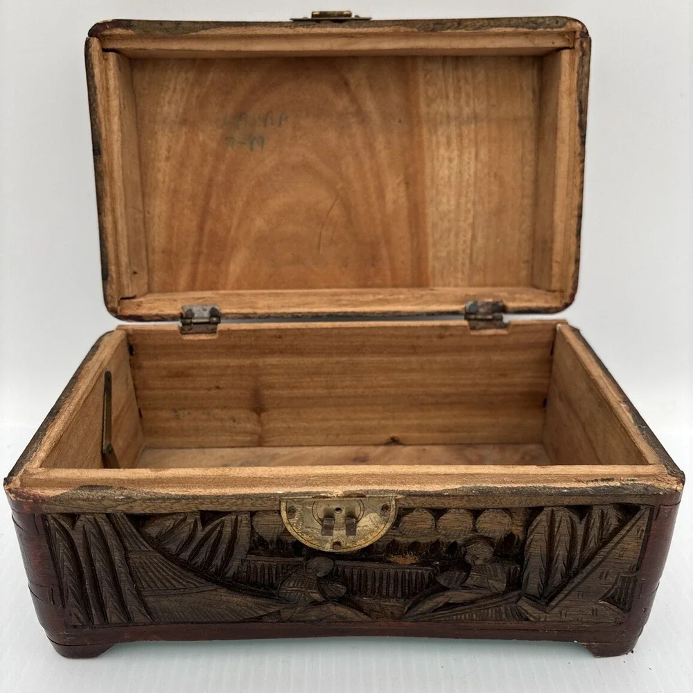 Vintage Carved Wood Jewelry Box Scene On Lid